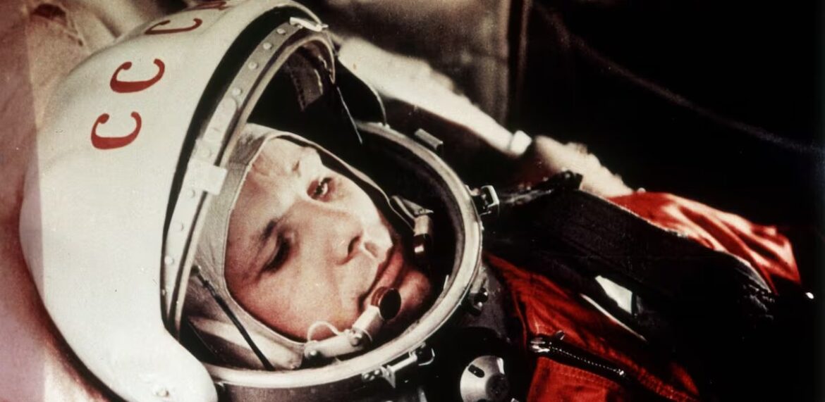 YURI GAGARIN QUE ESTÁS EN LOS CIELOS